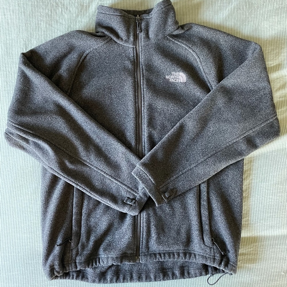 Men’s Northface zip up jacket. Medium